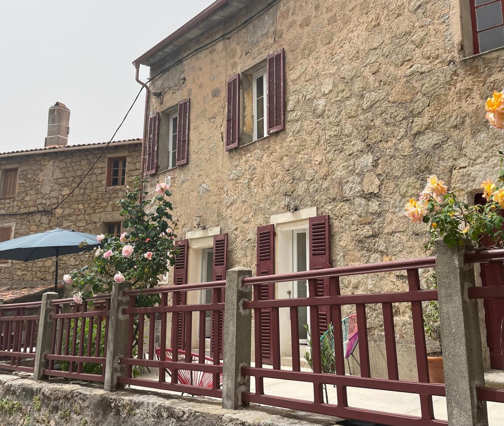 Maison De Caractere Renovee Coggia Buitenkant foto